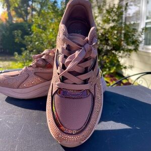 Skechers New without tags size 10